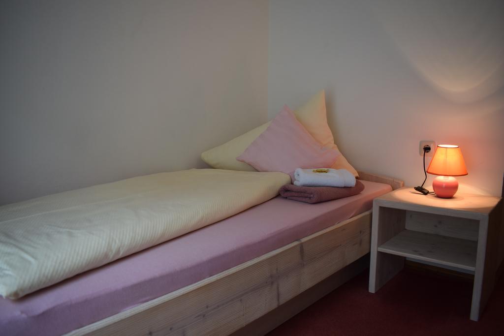 Landhaus Alpenrose - Feriendomizile Pichler Heiligenblut Extérieur photo